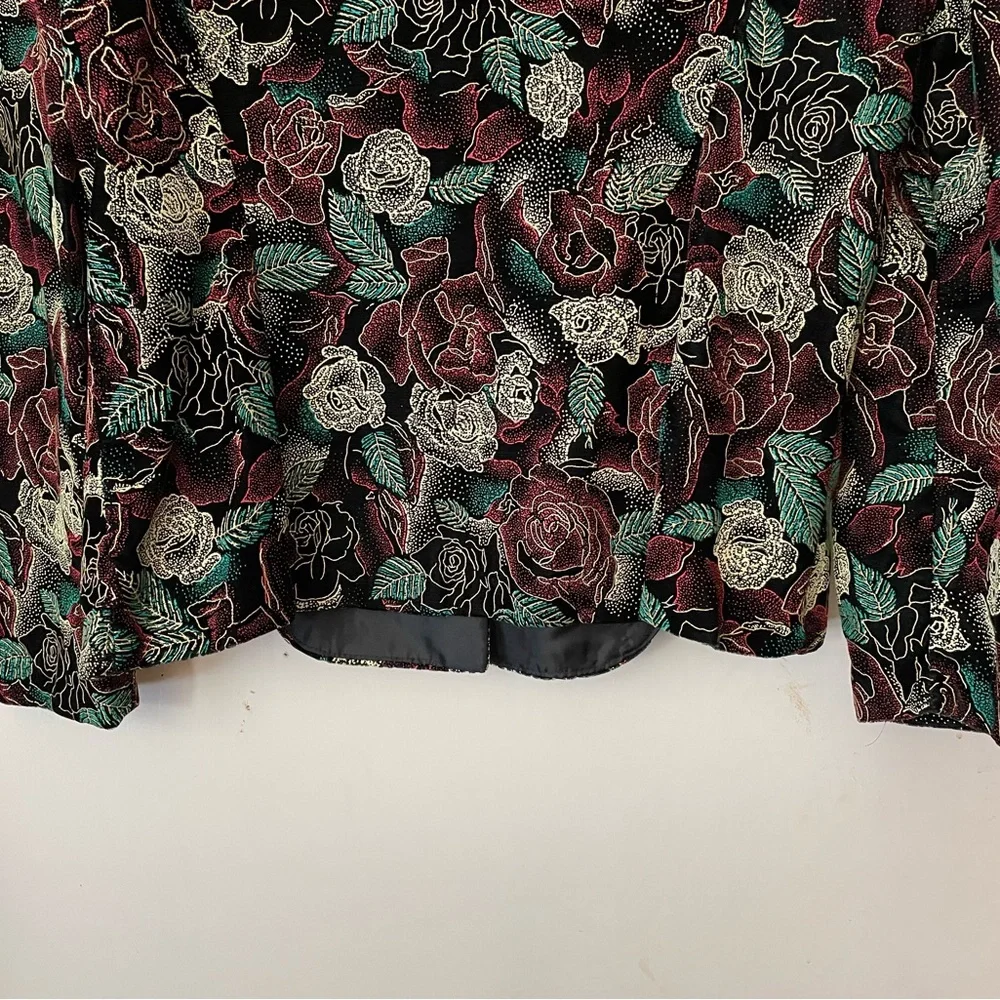 Vintage painted velvet floral holiday jacket, gold trim & buttons, size large - Picture 9 of 10